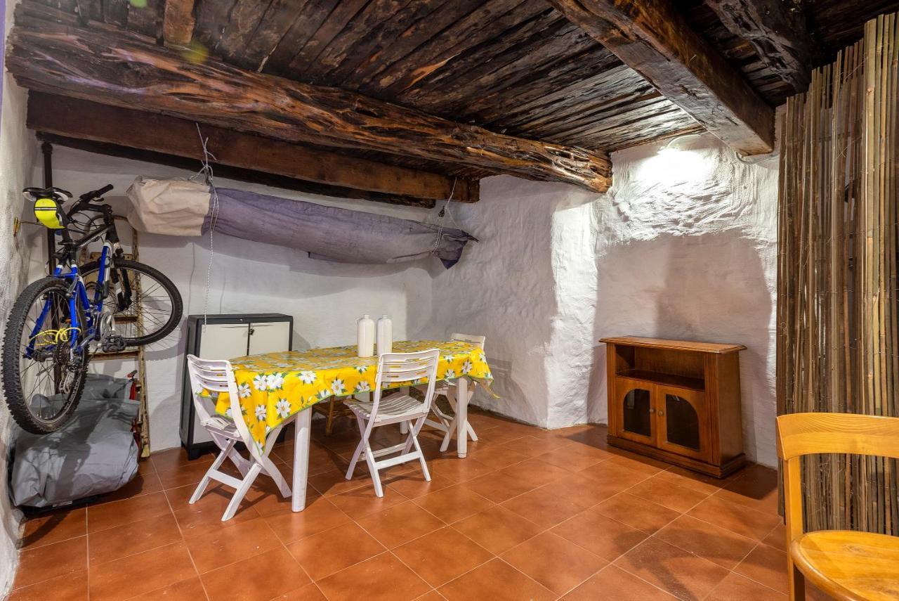 Esclusiva Dimora Storica Nel Cuore Del Borgo Medievale---- Exclusive Historical House Inside The Medieval Village Кастельсардо Экстерьер фото